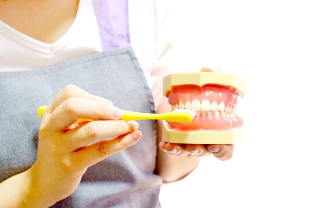 歯周病を改善するために歯磨き